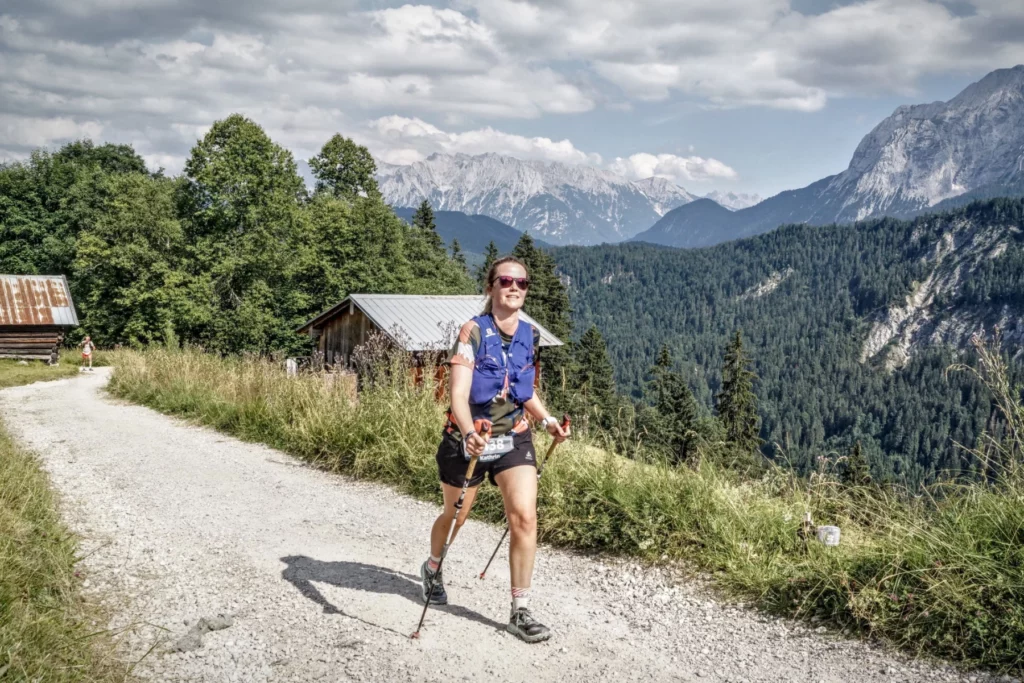 Female trailrunner in Garmisch